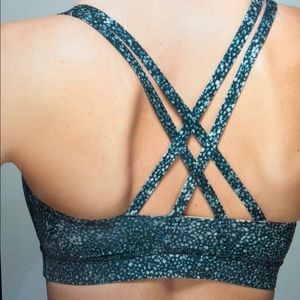 Lululemon blue pebble print energy sports bra sz 6